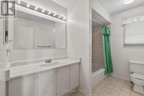 9 Saddle Crescent, Ottawa, ON 
