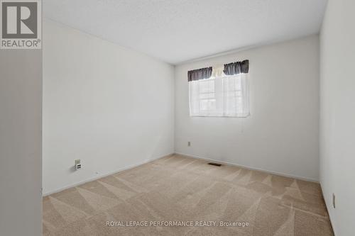9 Saddle Crescent, Ottawa, ON 