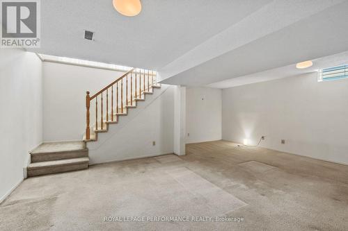 9 Saddle Crescent, Ottawa, ON 