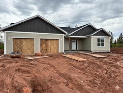 183 Shady Acres Drive Brackley Point, PE C1E 2X4