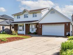 84 Diana Grace Avenue  Dartmouth, NS B2W 6A2