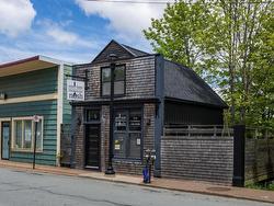 706 King Street Bridgewater, NS B4V 1B4