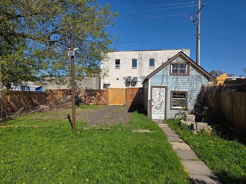 84 Machar Ave, Thunder Bay, ON 