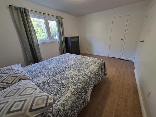 59 Hemlo Drive, Marathon, ON - Indoor Photo Showing Bedroom