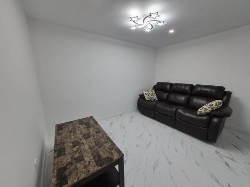 59 Hemlo Drive, Marathon, ON - Indoor Photo Showing Other Room