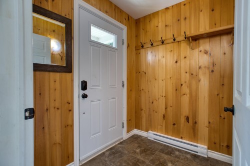 Mud Room - 930 Ch. Gillespie, Sainte-Agathe-Des-Monts, QC - Indoor Photo Showing Other Room