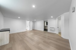 Family Room - 