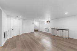 Family Room - 