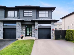 905 Rue des Chenilles Saint-Lazare, QC J7T 0J1
