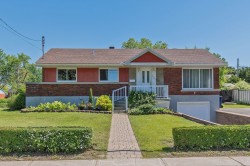1067 Av. Belleville Laval (Saint-Vincent-De-Paul), QC H7C 2C6