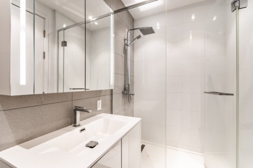Bathroom - 1401-1188 Av. Union, Montréal (Ville-Marie), QC - Indoor Photo Showing Bathroom