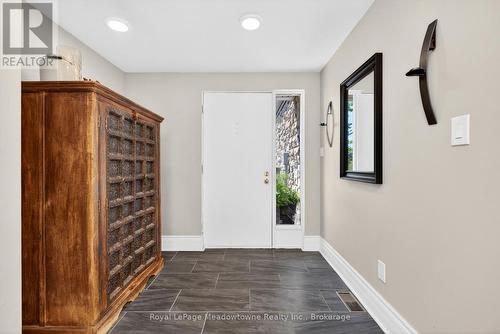 8122 Eramosa Garafraxa Townline, Centre Wellington, ON - Indoor Photo Showing Other Room