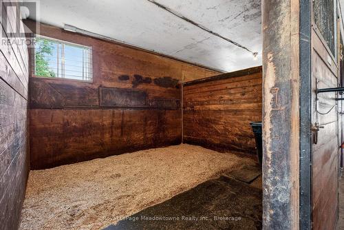 8122 Eramosa Garafraxa Townline, Centre Wellington, ON - Indoor