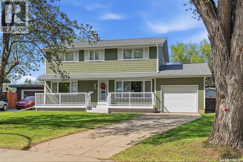 33 Sparling Crescent, Saskatoon, SK 