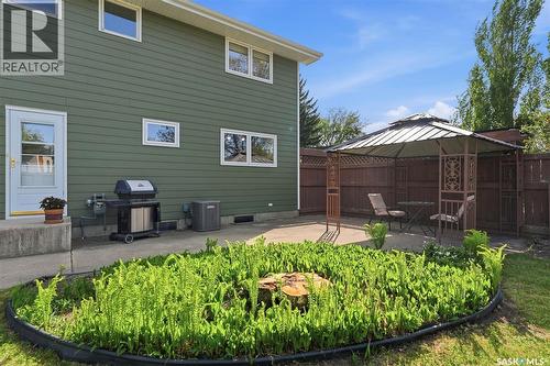 33 Sparling Crescent, Saskatoon, SK 