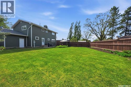 33 Sparling Crescent, Saskatoon, SK 