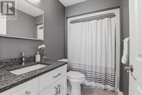 6442 Given Road, Minto, ON - Indoor Photo Showing Bathroom