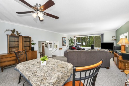7220 Walton Rd, Honeymoon Bay, BC 