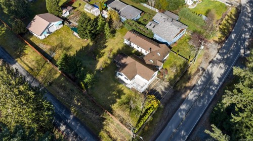 7220 Walton Rd, Honeymoon Bay, BC 