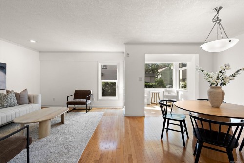 #4-108 Dallas Rd, Victoria, BC 