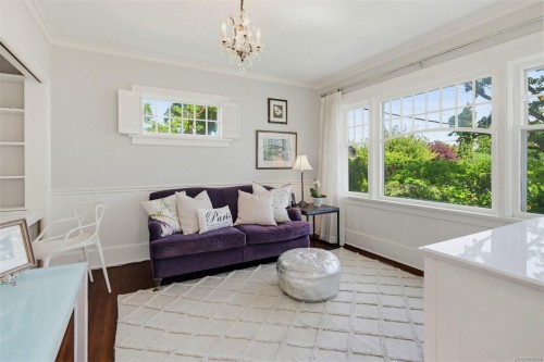 688 Falkland Rd, Oak Bay, BC 