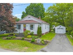 30 Stewart AVE  Sussex, NB E4E 2E6
