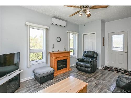 35 Mallet St, Haut-Shippagan, NB 