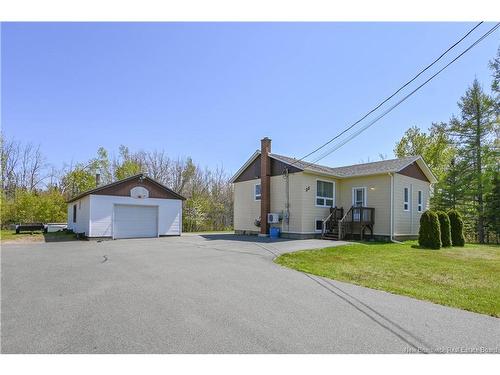 35 Mallet St, Haut-Shippagan, NB 