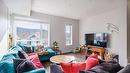 58-13098 Shoreline Way, Lake Country, BC  - Indoor Photo Showing Living Room 