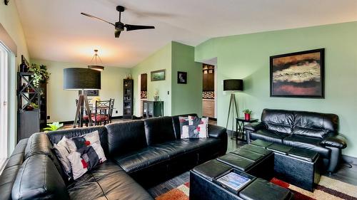 5147 Tallington Drive, Celista, BC 