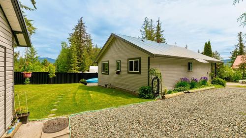 5147 Tallington Drive, Celista, BC 