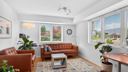 183 Magic Drive, Kelowna, BC 