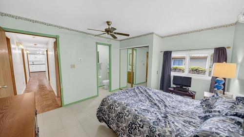 1830 Kokanee Crescent, Cranbrook, BC - Indoor Photo Showing Bedroom