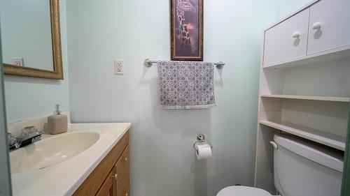 1830 Kokanee Crescent, Cranbrook, BC - Indoor Photo Showing Bathroom
