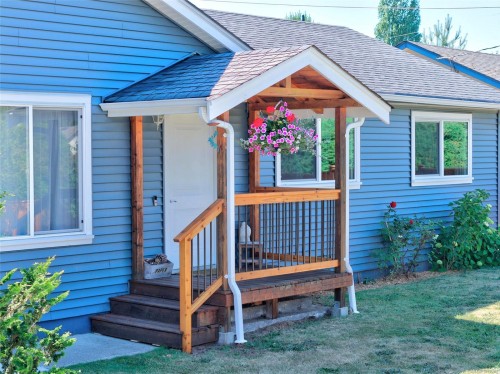 375 Temple St, Parksville, BC 