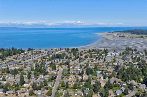 375 Temple St, Parksville, BC 