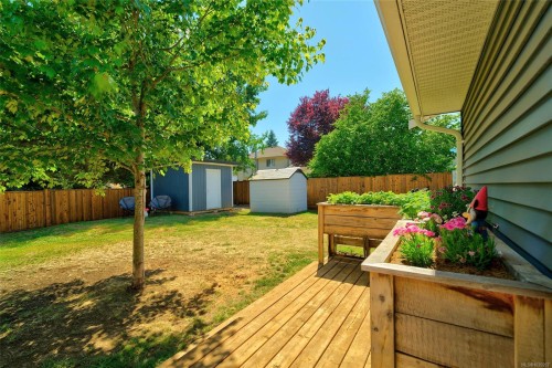 375 Temple St, Parksville, BC 