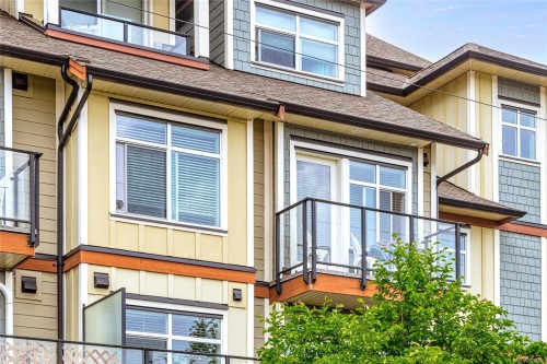 #303-5822 Garden St, Duncan, BC - Outdoor With Exterior