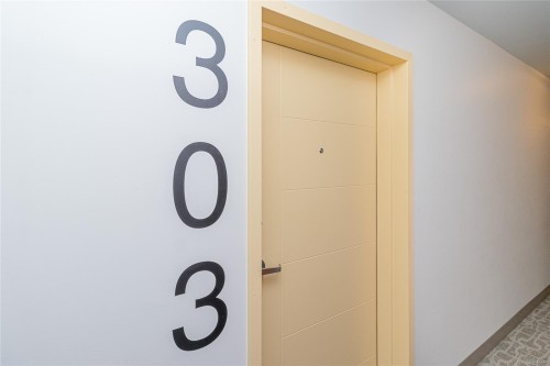 #303-5822 Garden St, Duncan, BC - Indoor Photo Showing Other Room
