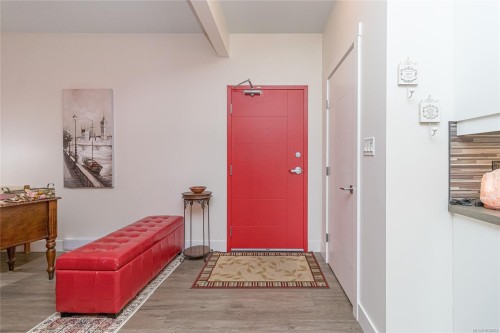 #303-5822 Garden St, Duncan, BC - Indoor Photo Showing Other Room