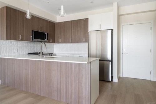 #609-777 Station Ave  Langford, BC V9B 2S1