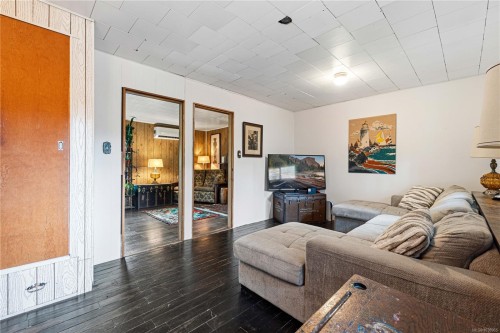 980 Poplar Way, Whiskey Creek, BC 