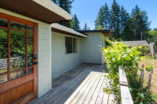 980 Poplar Way, Whiskey Creek, BC 