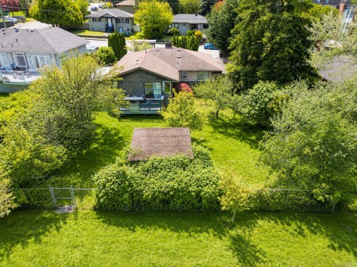 1736 Cedar Hill Cross Rd, Saanich, BC 