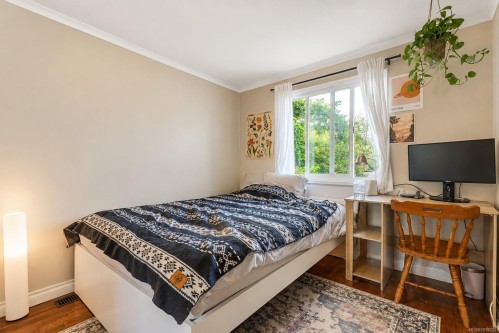 1736 Cedar Hill Cross Rd, Saanich, BC 