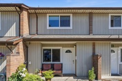 #11-285 Harewood Rd Nanaimo, BC V9R 2Z1