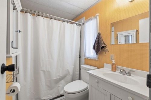 #38-150 Corfield St North, Parksville, BC 
