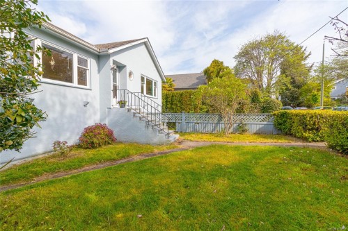 336 Irving Rd, Victoria, BC 