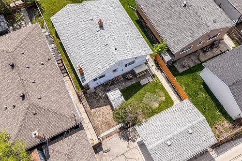 63 Teakwood Ave, Winnipeg, MB 
