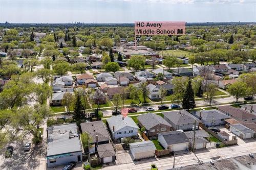 63 Teakwood Ave, Winnipeg, MB 